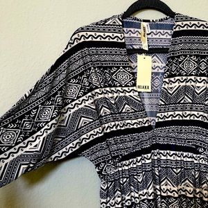 😍DEEP V Tribal Dress NWT🤩